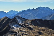 82 In primo piano Cima di Lemma occ, poi le costiere di Ponteranica-Valletto, Tre Signori-Trona, Grigne